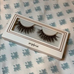 Handmade mink lashes